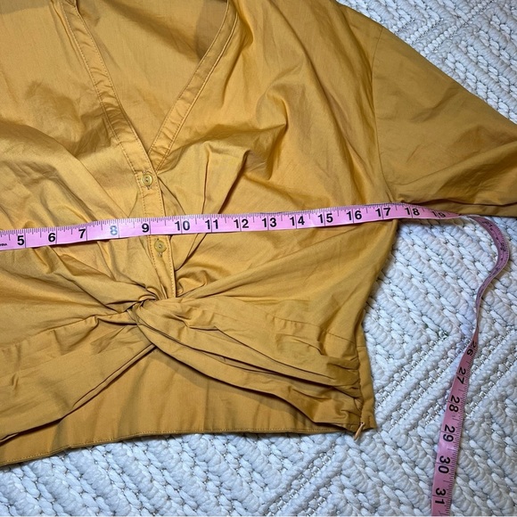 Anthropologie Sunday In Brooklyn Twist-Front V-Neck Blouse In Gold Medium - Picture 10 of 13